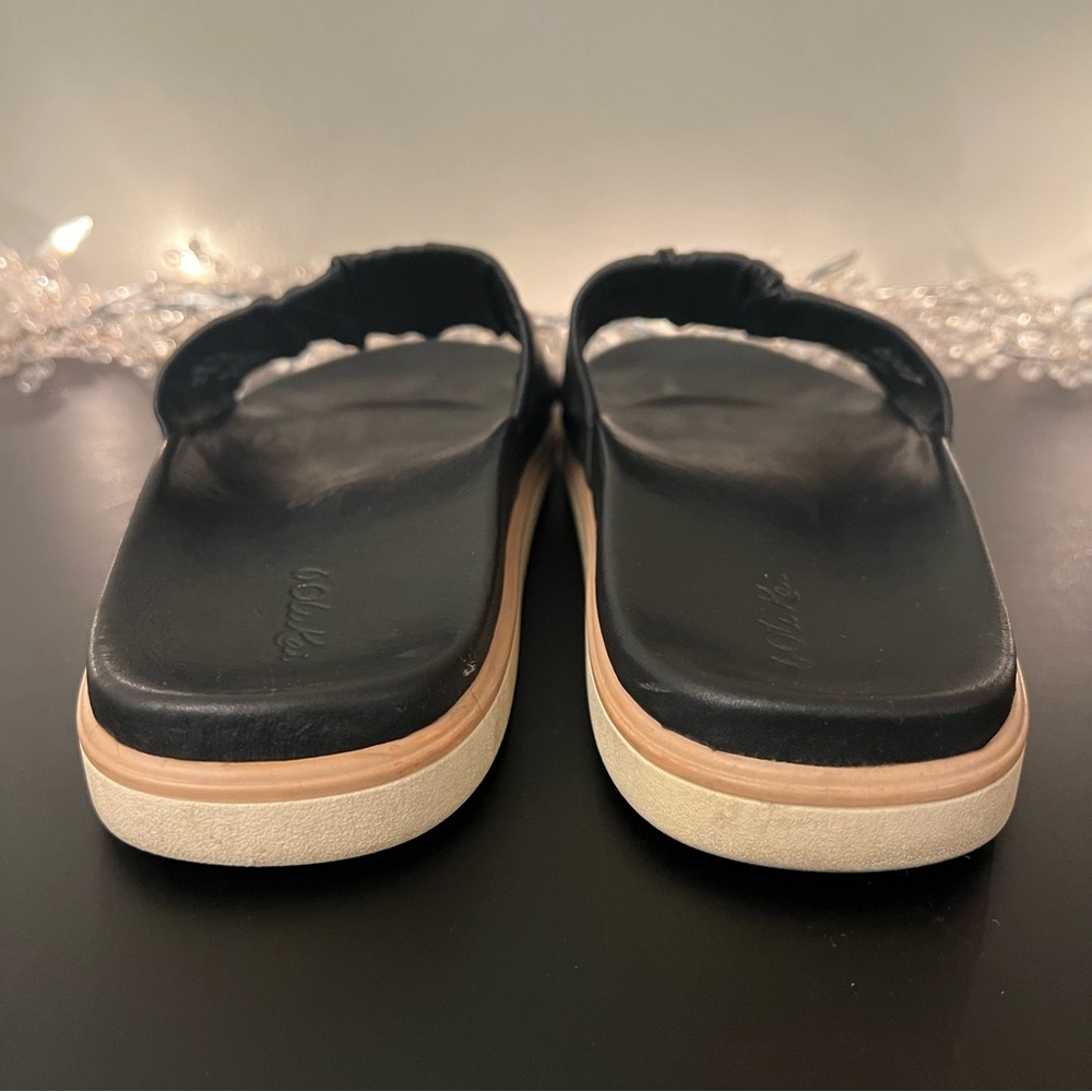 OluKai Pihapiha Black Leather Slides Size 7 - Picture 3 of 10